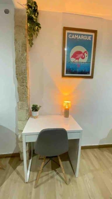 La + Belle Chambre Voutee Au Coeur De Монпелие Екстериор снимка